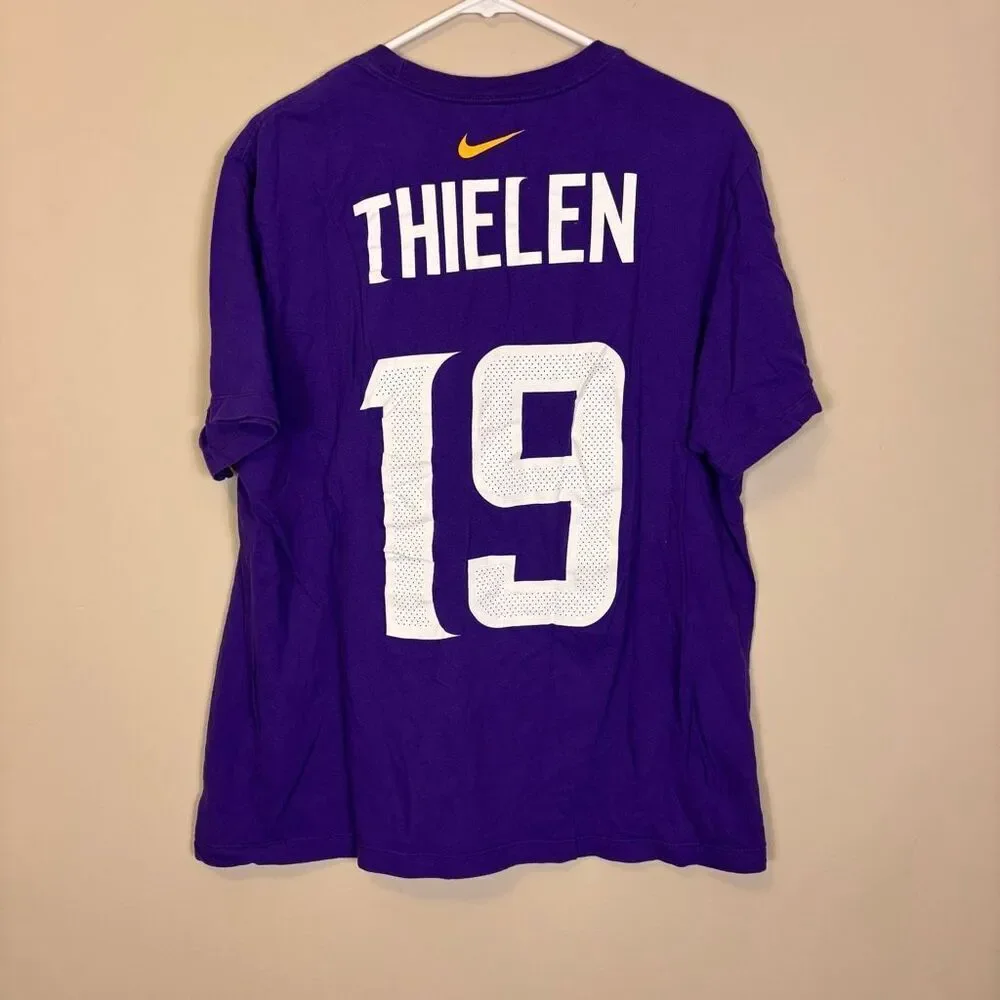 Nike The Nike Tee Minnesota Vikings Thielen #19 Jersey Tshirt Men's Large‎